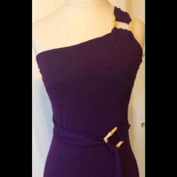 Dress - Picture 1 of 2