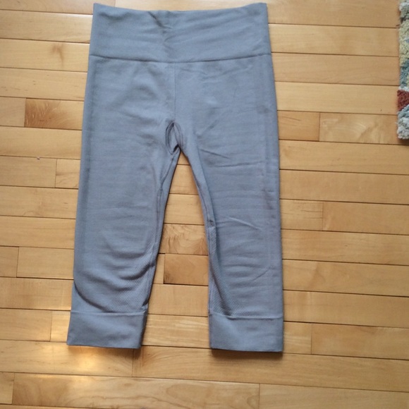 Grey Lululemon High Rise Crop