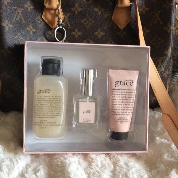 Philosophy amazing Grace set