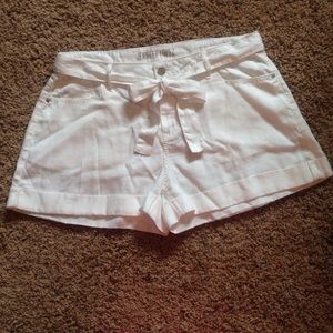 Jennifer Lopez White Shorts