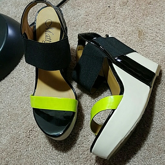 Wedge heels