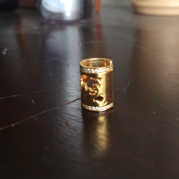 World map ear cuff / necklace pendant - Picture 4 of 4