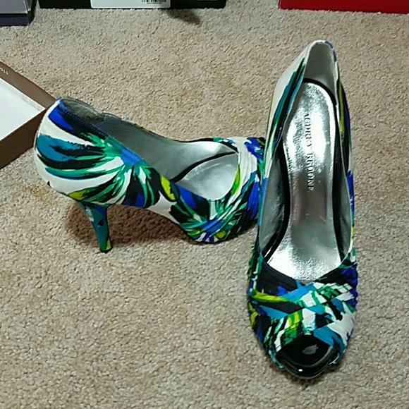 Peacock heels