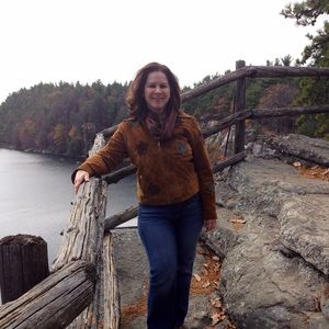 Meet your Posher, Lana