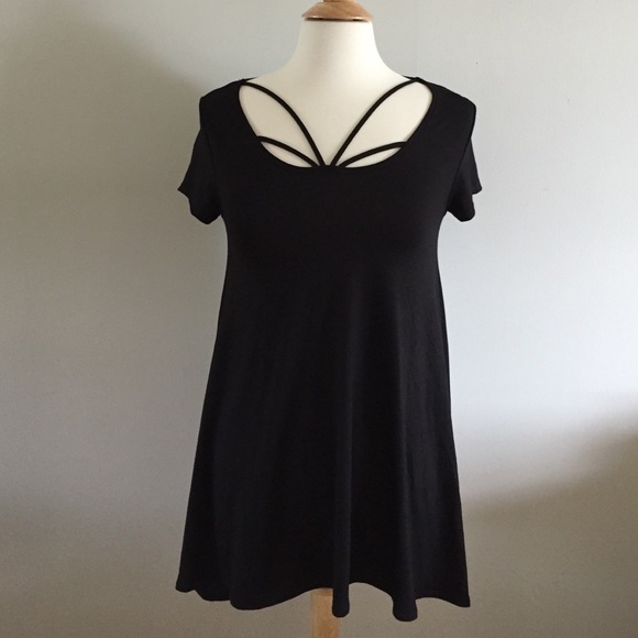 🌟 SALE April Spirit Short Sleeve Dress - Picture 1 of 3
