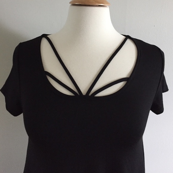 🌟 SALE April Spirit Short Sleeve Dress - Picture 2 of 3