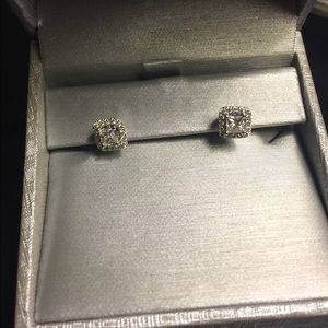 SOLD Vera Wang Love 14K Diamond Earrings!
