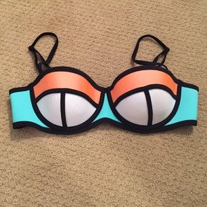 Authentic Triangl bikini top