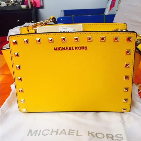 4th of July ONLY special!Selma Studded MK bag! 💋 - Picture 4 of 4