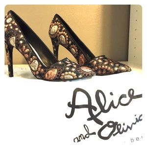 Alice & Olivia Dina Jacquard Point-Toe Pumps