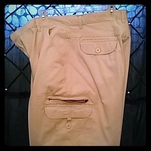Men's Bermuda style shorts