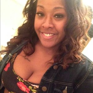 Meet your Posher, Calisha