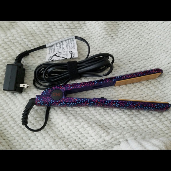 CHI hair straightener