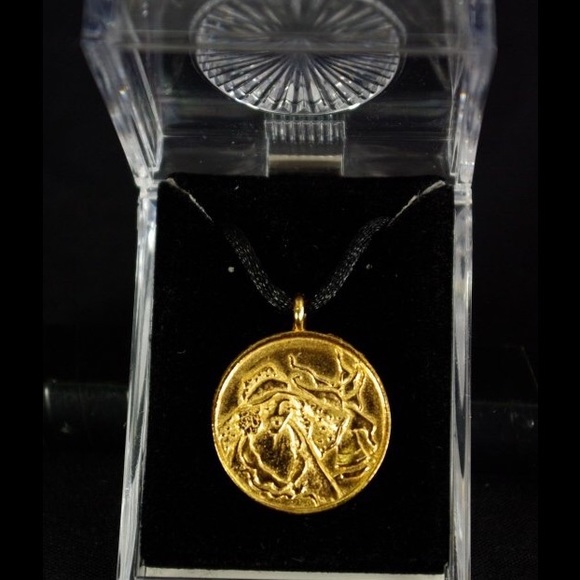 Pendant - Picture 3 of 3