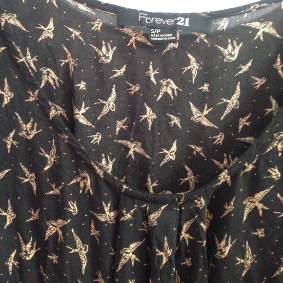 Forever 21 Blouse - Picture 2 of 3