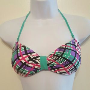NWOT California Waves Bikini Top