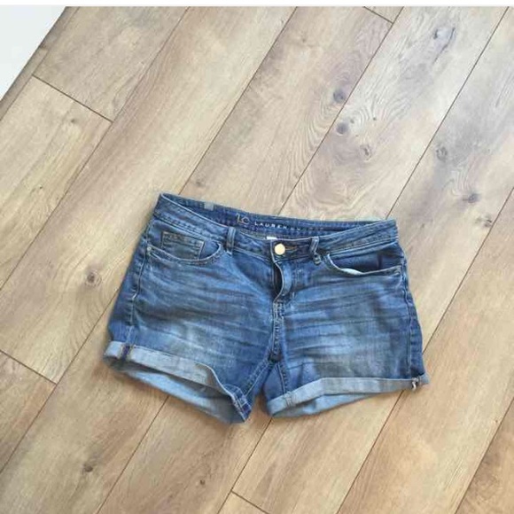 Lauren Conrad shorts
