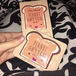 Too Faced Peanut Butter & Jelly Palette *LE*