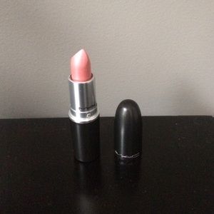 Mac lipstick, color: plink! Never used