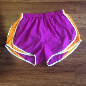 MUST SELL Nike tempo shorts
