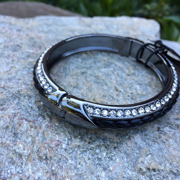 🆕Trendy Silver & Black Leather Bangle from Sak's