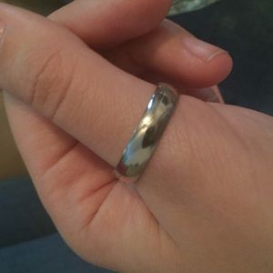 SILVER THUMB RING / WEDDING BAND