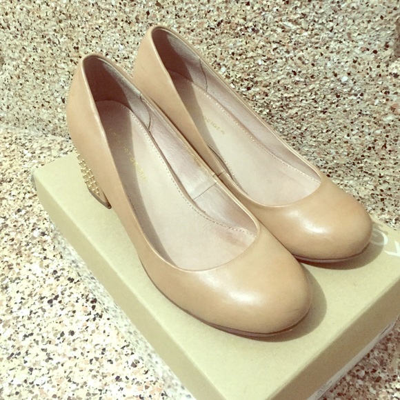 Kurt Geiger Carrine Nude Heel