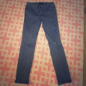 Distressed grey skinny pants