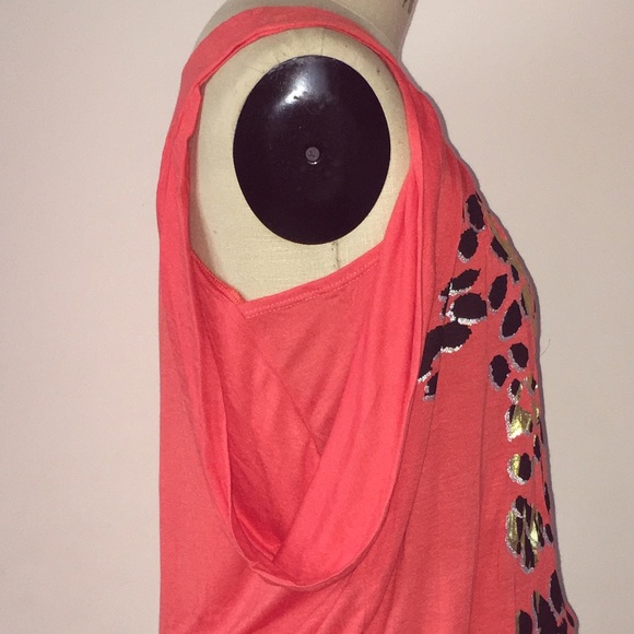 BRAND NEW XOXO CORAL LEOPARD PRINT TOP!! - Picture 3 of 4