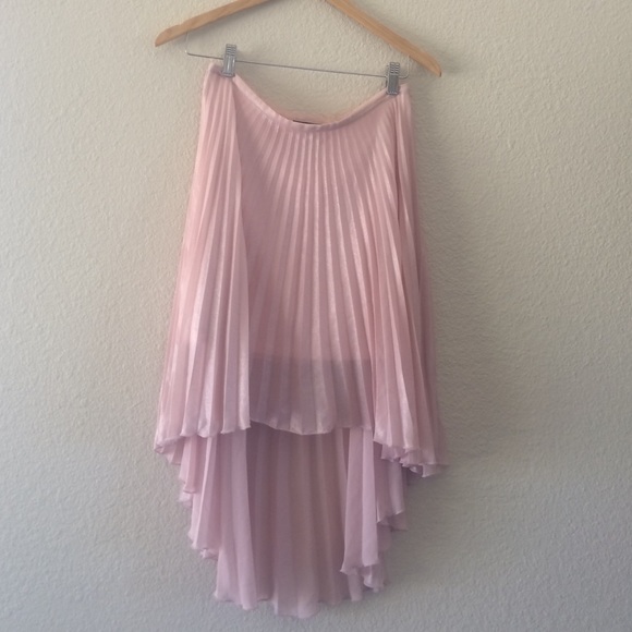 SOLD❗️Topshop High Low Pleated Skirt - Picture 1 of 2