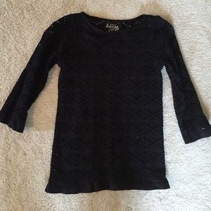 Tight black stretchy 3/4 sleeve tank