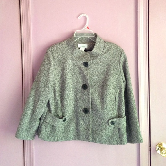 Gray Jacket - Picture 1 of 3