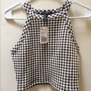 BLACK/WHITE CROP TOP