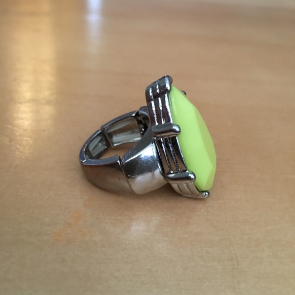 Neon | Yellow | Ring - Picture 3 of 4