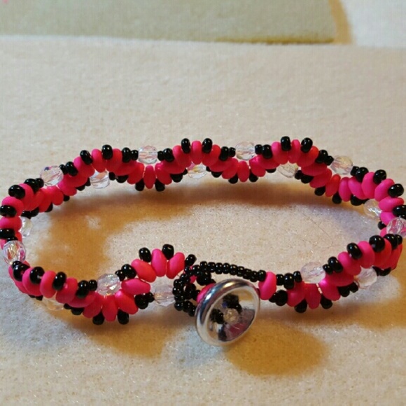 Snake bracelet