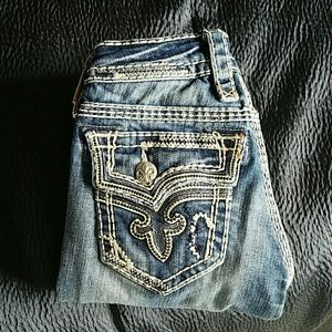 Rock revival crop jeans