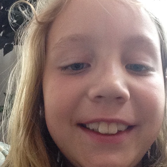 Meet your Posher, Addison - Picture 1 of 1