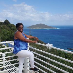 Meet your Posher, Beverly