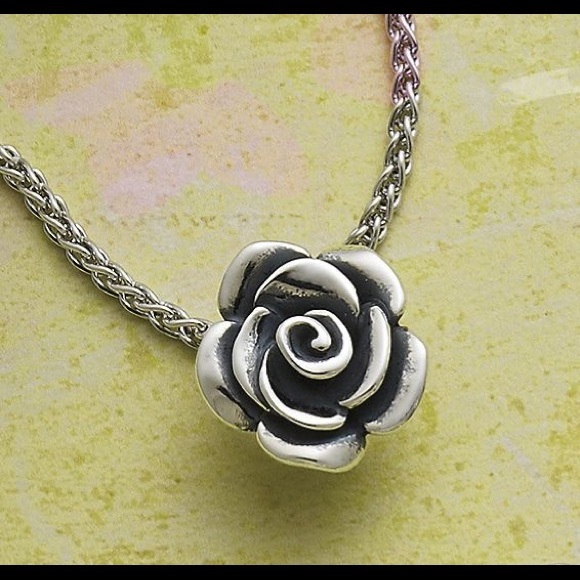 ISO James Avery rose pendant!