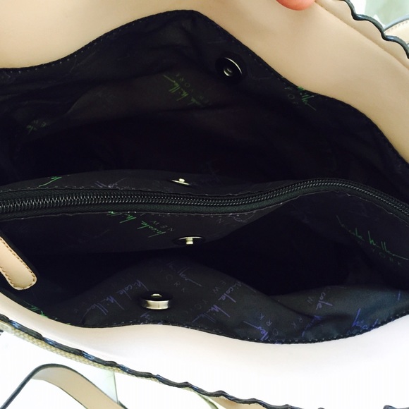 Nicole Miller Bags - Nicole Miller Tote NWT🌺SALE🌺 Nicole Miller Bags - Nicole Miller Tote NWT🌺SALE🌺