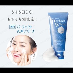 Shiseido perfect whip cleaning foam(two)