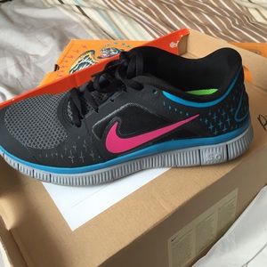 Nike free running shoes