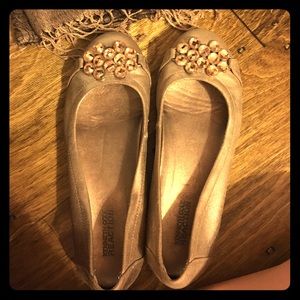 Rose gold Kenneth Cole Reaction Flats
