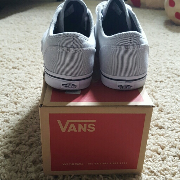 Shoes-Vans - Picture 4 of 4