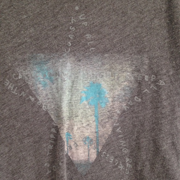 grey hollister top - Picture 2 of 3