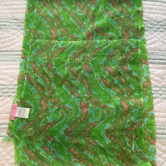 Lilly Pulitzer murfette in Chomp Chomp