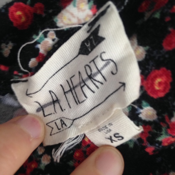 floral crop top - Picture 3 of 3