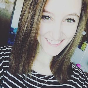 Meet your Posher, Carolyn