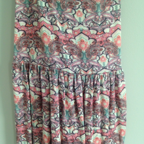 paisley pattern peplum tank - Picture 2 of 4