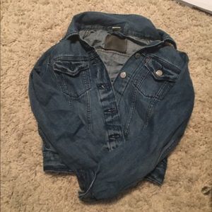 LEVI'S JEAN JACKET